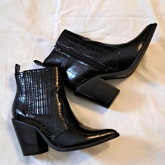 ASOS croc embossed bootie - Picture 6 of 13